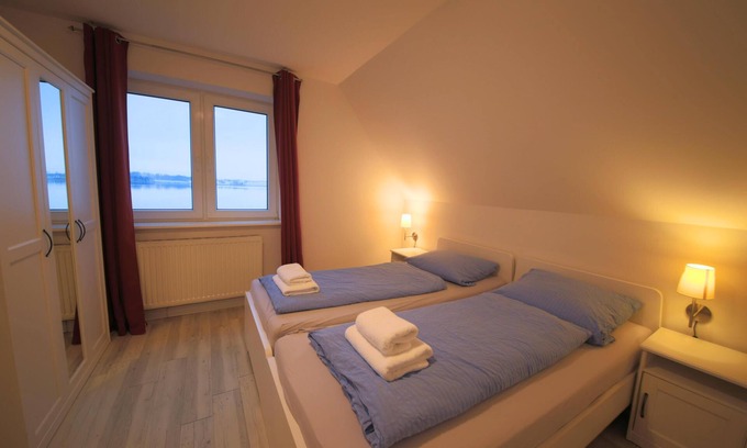 Ekenis Apartamento | Apartment 7 in the apartment house Schleiblick with direct view of the Schlei 1st floor