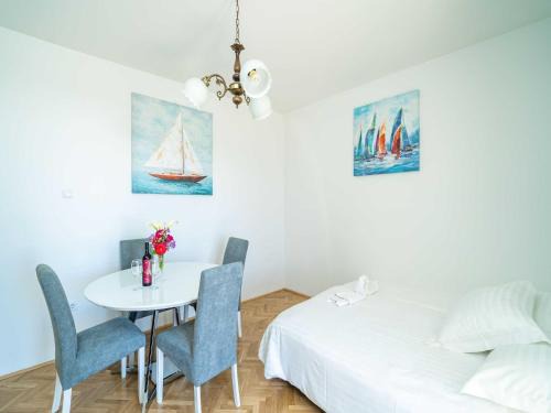 Gornji Kono Apartamento | Apartment Debos - One-Bedroom Apartment with Balcony and Sea View