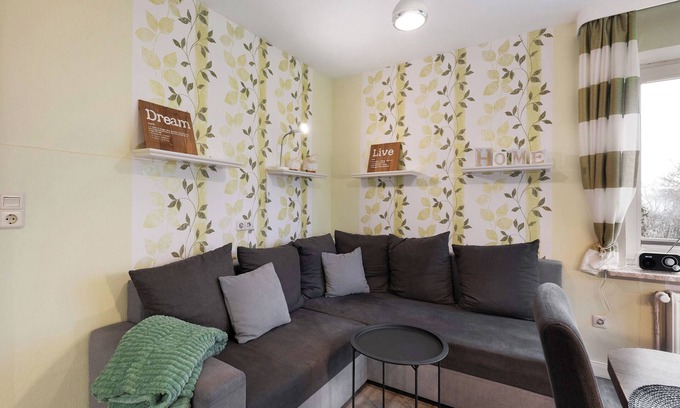 Hedwigenkoog Apartamento | Apartamento 'Deichblick 2' con jardín y balcón compartidos