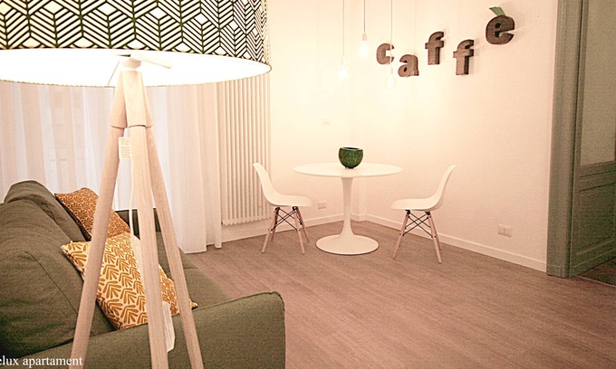 Parella Apartamento | Apartamento-De Lujo-Baño con ducha-Vista a la Calle-Delux