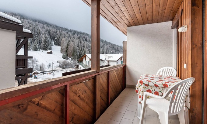 San Cassiano Apartamento | Apartamento "Dolomieu 26" con vistas a la montaña, balcón y bañera de hidromasaje