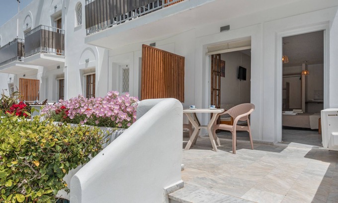 Kalymnos Town Apartamento | Apartamento 'Double Room No 7' con vistas a la montaña, Wi-Fi y aire acondicionado
