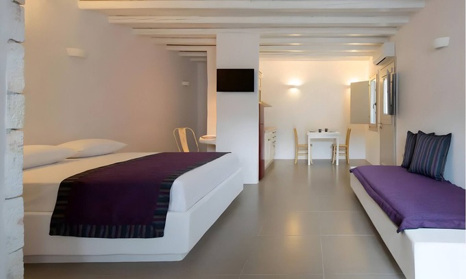 Psathi Casa | Apartamento 'Echinousa Kimolos katoikia no2' con vistas a la montaña, Wi-Fi y aire acondicionado