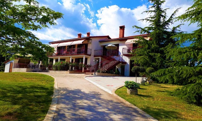 Sveta Nedelja Apartamento | Apartment Eda