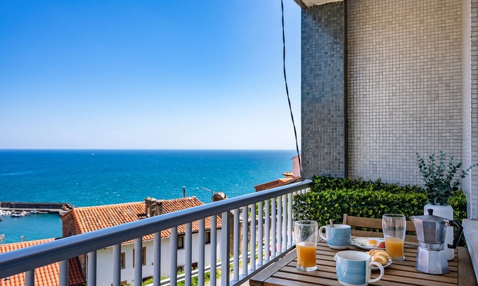 Lastres Apartamento | Apartamento 'El Privilegio De Lastres' con vistas al mar y balcón