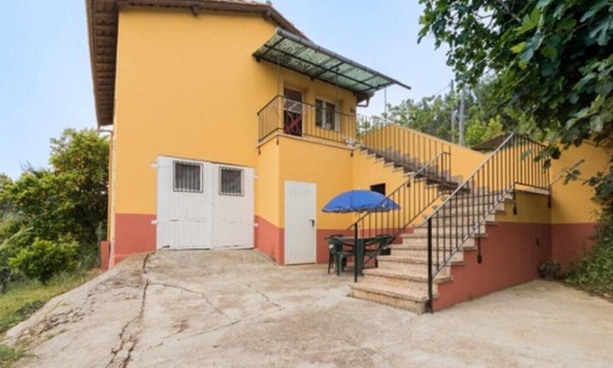 Sandiche Apartamento | Apartamento 'El Trabaz' con vistas a la montaña y jardín privado