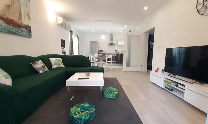 Municipality of Trogir Apartamento | Apartment Ela