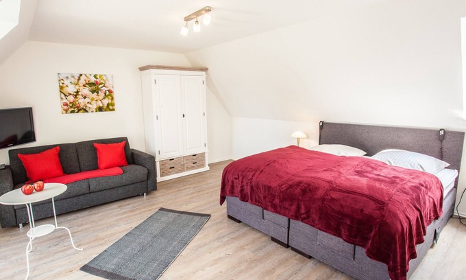 Ladekop Apartamento | Alquiler-Baño Privado-Balcón-Elstar 3/4