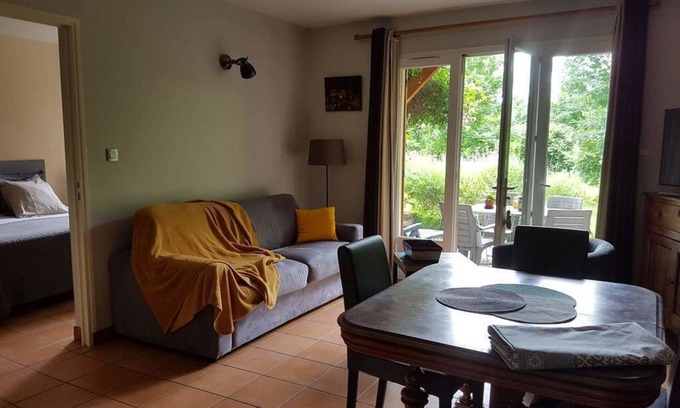 Gap Apartamento | Meublé N°2-Apartamento-Baño con ducha-Apartamento-Vista al Jardín