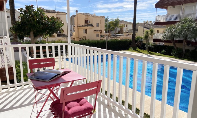 Playa Pobla de Farnals Apartamento | Apartamento en la Playa de Pobla de Farnals, con Piscina y WiFi rápido