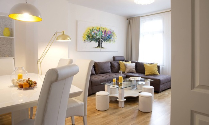 Zentrum-Nord Apartamento | Apartamento-Ejecutivo-Baño Privado-Eutritzscher Straße 8