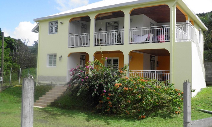 Riviere-Pilote Apartamento | APARTAMENTO F4 NUEVA PLANTA BAJA AMUEBLADA CONFORTABLE