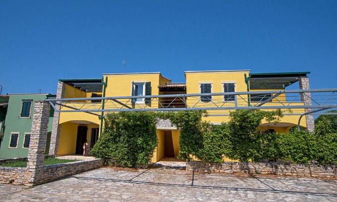 Basanija Apartamento | Apartment Faro 1 Bašanija