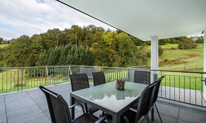 Gutach im Breisgau Apartamento | Apartamento 'Ferienwohnung Sonneneckle' con terraza compartida, jardín compartido y Wi-Fi