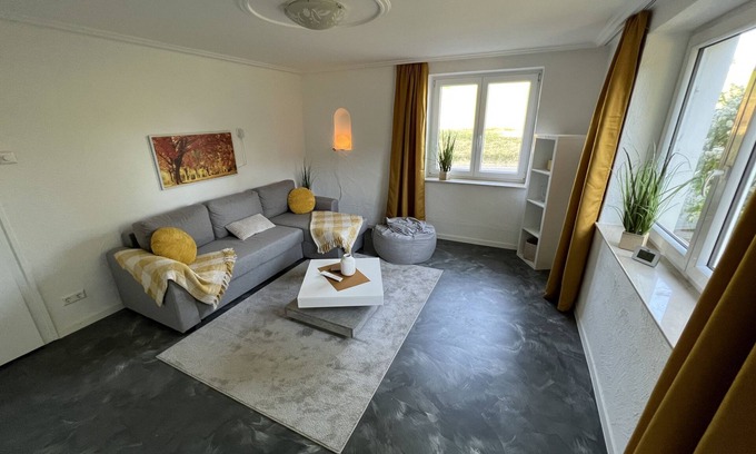 Wangen im Allgaeu Apartamento | Apartamento 'Ferienwohnung Südlicht' con terraza privada, jardín compartido y Wi-Fi