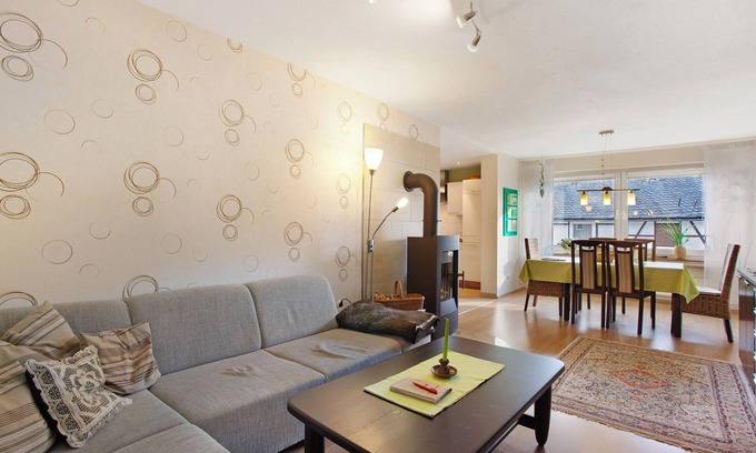Usseln Apartamento | Apartamento 'Ferienwohnung Königshof 2' con jardín compartido y Wi-Fi