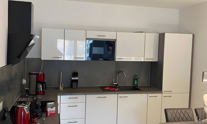 Schonebeck Apartamento | Apartment 'Ferienwohnung 14' with Private Terrace and Wi-Fi