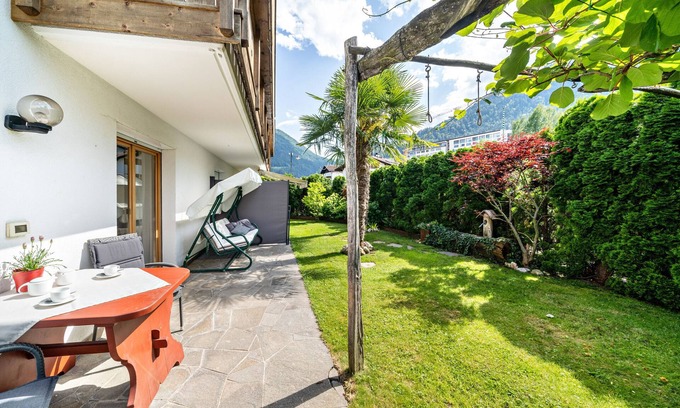 Vollan Apartamento | Apartamento "Ferienhof Turmwirt Gala" con vistas a la montaña, piscina compartida y Wi-Fi
