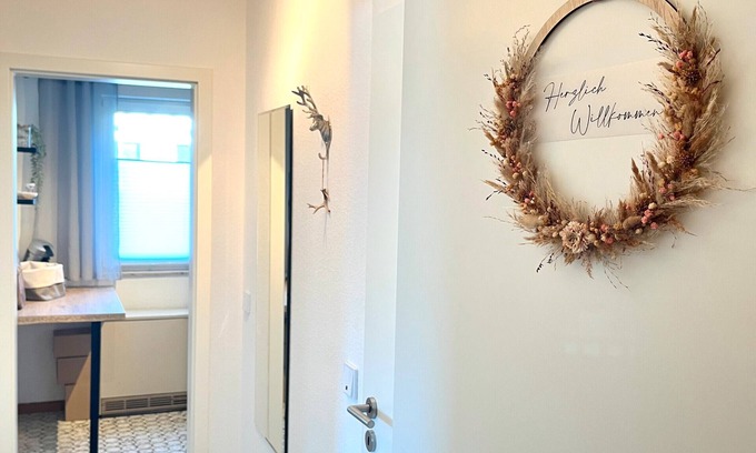 Schmallenberg Apartamento | Apartamento 'Ferienwohnung' con terraza compartida y Wi-Fi