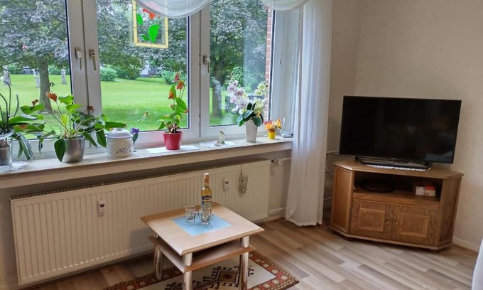 Wanheim-Angerhausen Apartamento | Apartment Ferienwohnung Mali Duisburg Süd voll möbliert Urig near Autobahn Ubahn