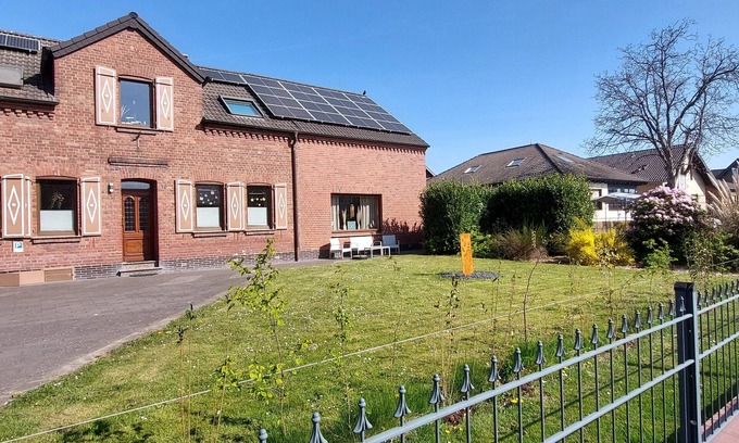 Rhein-Erft-Kreis District Apartamento | Apartamento 'Fewo Haus Cäcilia' con Wi-Fi