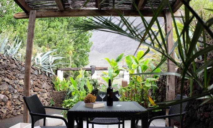 Las Puntas Apartamento | Apartamento 'Finca Wapa -Rústico' con vistas al mar, Wi-Fi y aire acondicionado