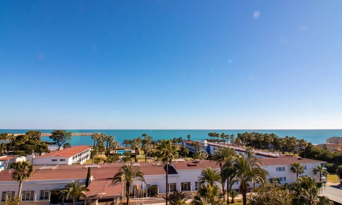 Benicarlo Apartamento | Para 6 personas. Excelente ubicacion, altura, vistas. INTERNET, CLIMATIZACIÓN