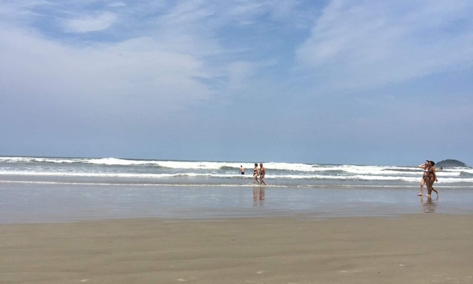 Indaia Apartamento | Apartment foot in the sand with sea view