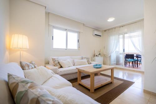 Cabanes Apartamento | Apartment for 5 people with pool, terrace, AC, WiFi and parking