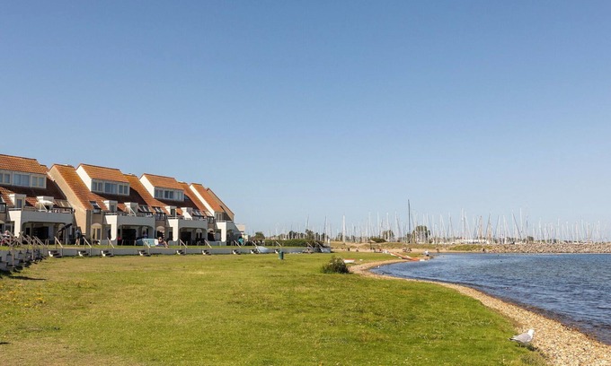 Brouwershaven Cabaña | Apartment for 6 persons at the lake