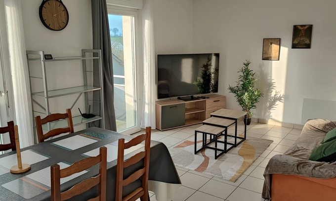 Le Theil-de-Bretagne Apartamento | Apartment, independent entrance, close to station