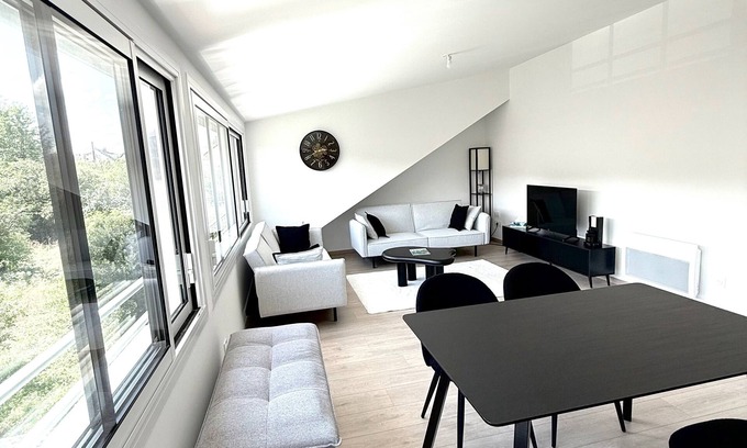 Pontarlier Apartamento | Apartment