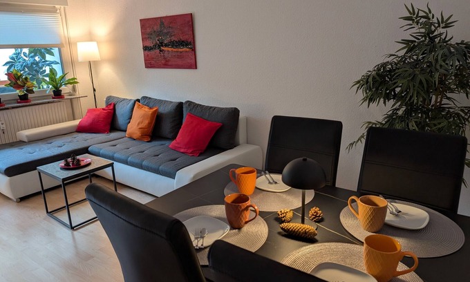 Unterkirnach Apartamento | Apartamento 'Fuchsbau' con vistas al lago y balcón