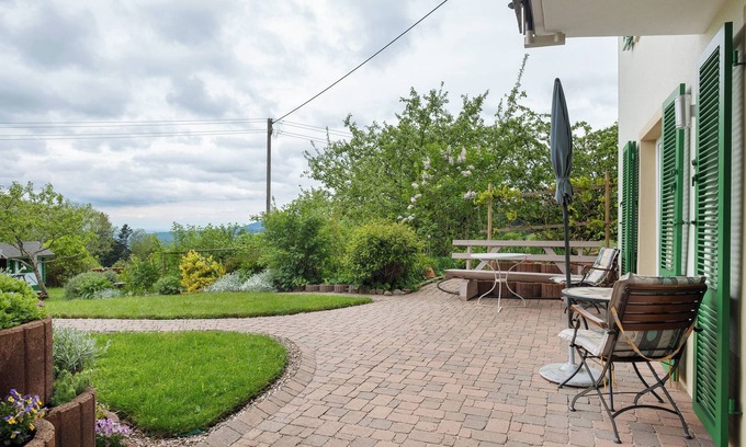 Eschbach Apartamento | Apartamento 'Gartenblick' con vistas a la montaña, terraza privada y Wi-Fi