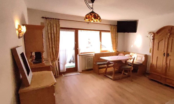 Groissenbach Apartamento | Apartment Giesen No. 40, 45 sqm with balcony and kitchen
