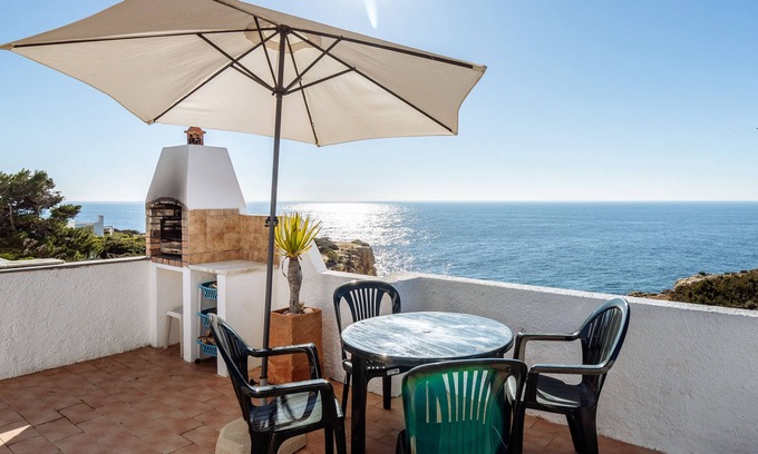 Vale de Centianes Apartamento | Apartment Gil