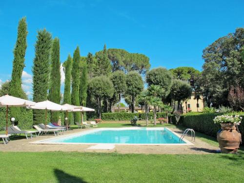 Poggibonsi Apartamento | Apartment Giuggiolo 6 by Interhome