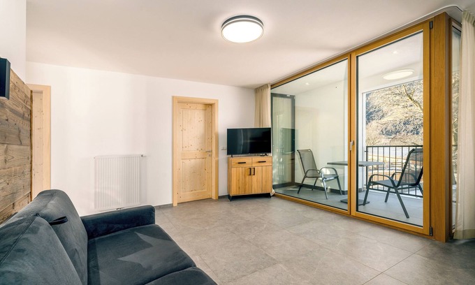 Bressanone Apartamento | Apartamento 'Golden' con vistas a la montaña, jardín compartido y Wi-Fi