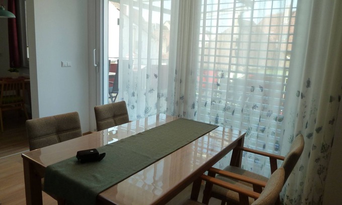 Igelswies Apartamento | Apartamento 'Gome' con balcón y Wi-Fi