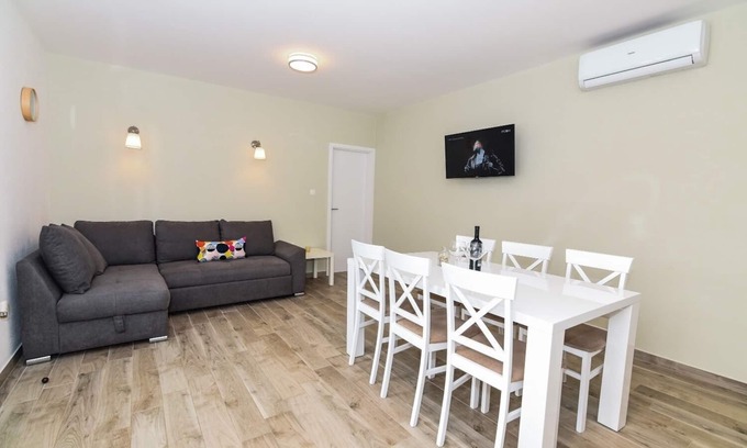 Poljica Apartamento | Apartment Gordana Mar (10889-A2) - Vrsi (Zadar)