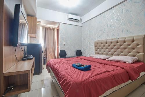 South Tangerang Hotel | Apartment Green Lake View Ciputat by Celebrity Room