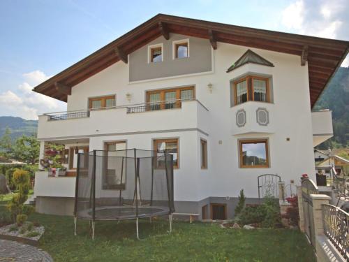 Ried im Oberinntal Apartamento | Apartment Handle-2 by Interhome