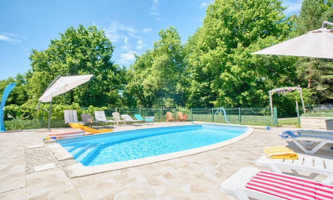 Bergerac Apartamento | Apartamento 'Hare' con piscina compartida, Wi-Fi y aire acondicionado