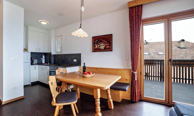 Schenna Apartamento | Apartamento "Haus Hohenrain 4" con vistas a la montaña, piscina, Wi-Fi, balcón y jardín