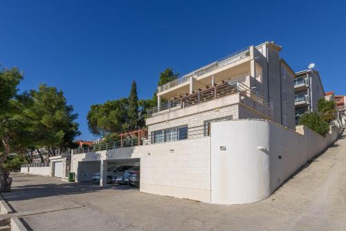 Businci Apartamento | Apartment Helli