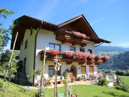 Kaltenbach Apartamento | Apartment Herbert-1 by Interhome