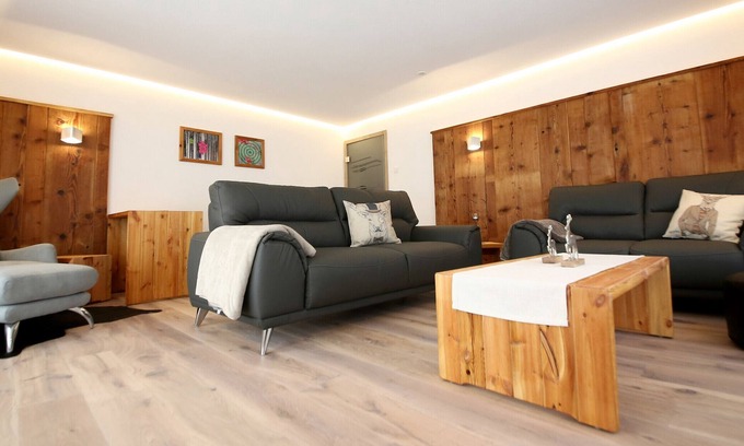 Unterkirnach Apartamento | Apartamento 'Holzwieb' con terraza privada, jardín compartido y Wi-Fi