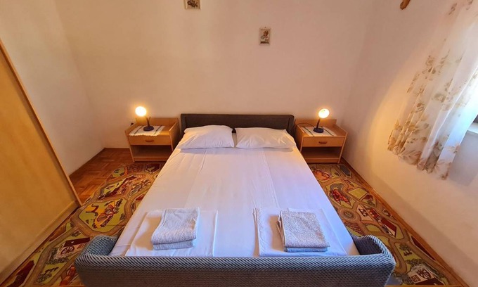 Sibinj Krmpotski Apartamento | Apartamento ∙ 4 habitaciones ∙ 8 huéspedes