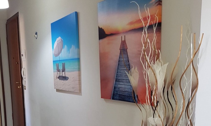 Falconara Marittima Apartamento | Apartamento 'Il Nido Di Pikki' con vistas al mar, balcón y Wi-Fi
