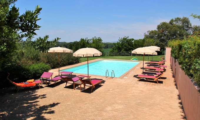 Montalto di Castro Otro | Apartamento en Montalto cerca del lago y piscina